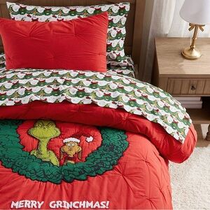 PB Kids Dr. Seuss's The Grinch™ Wreath Organic Sheet Set - Twin